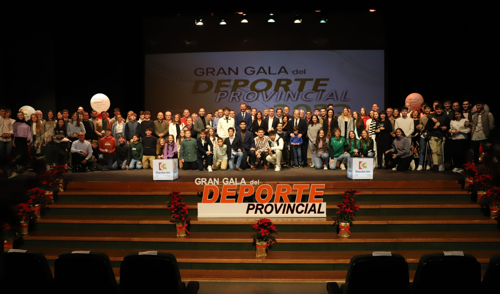 Foto de familia de los premiados en la Gran Gala del Deporte Provincial.