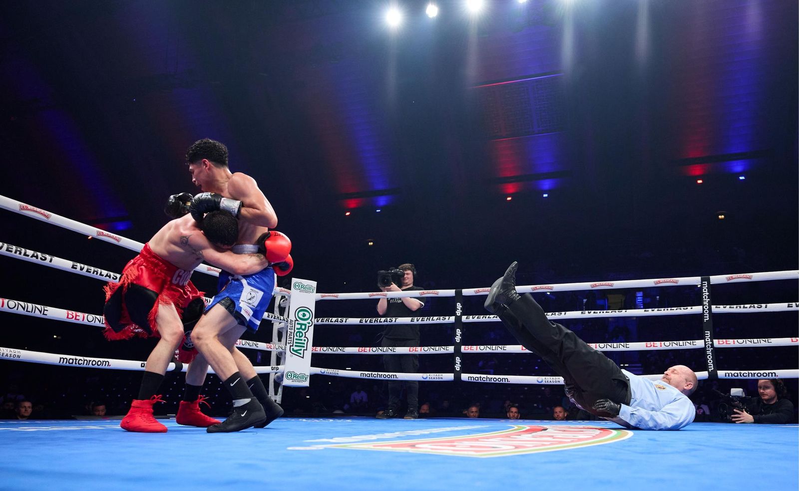 Boxeo | Fitch Takes A Tumble