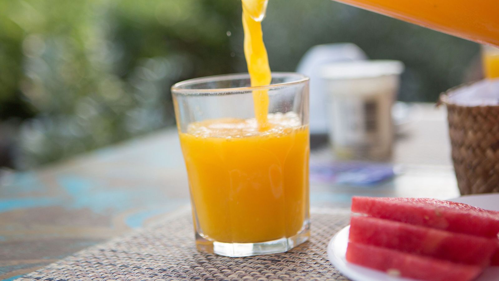 El zumo de naranja, tampoco