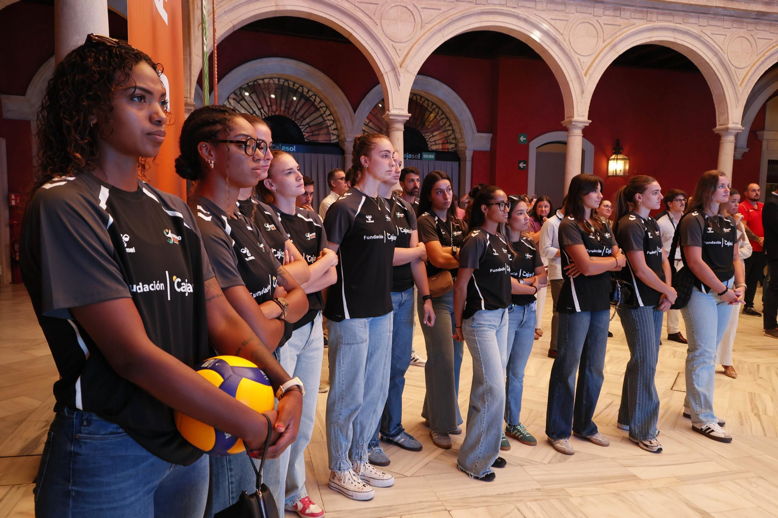 La presentación del patrocinio de los clubes deportivos en la Fundación Cajasol