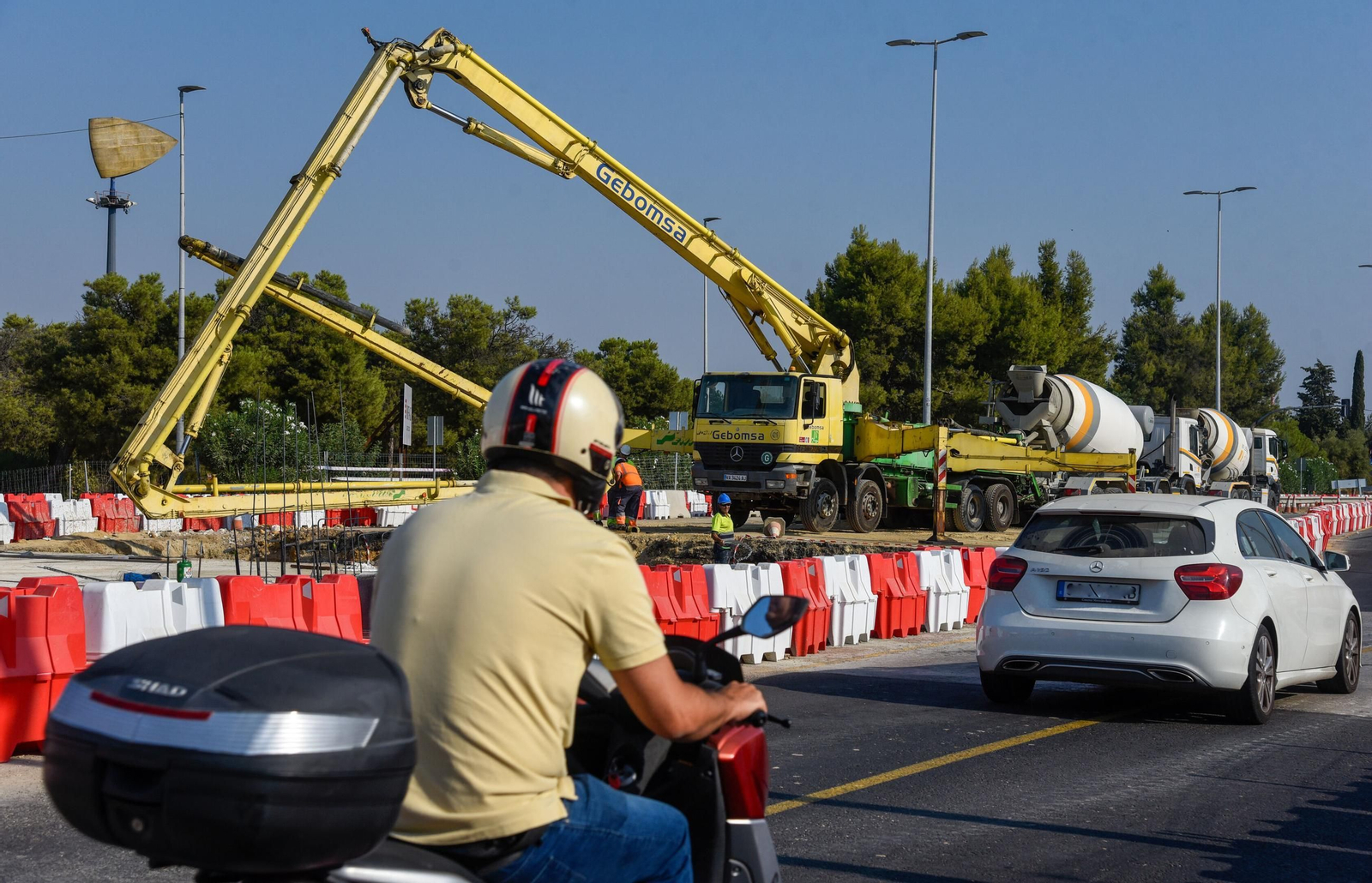 Estas son las obras del carril Bus VAO Sevilla-Salteras que afectan a la avenida Carlos III de la Cartuja
