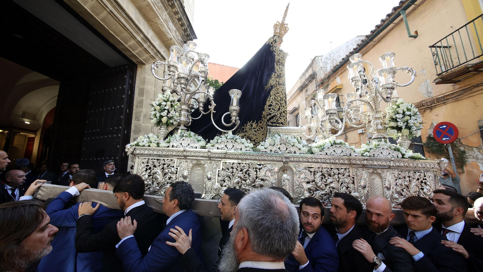 Medalla de Oro de Jerez a la Virgen de la Coronación