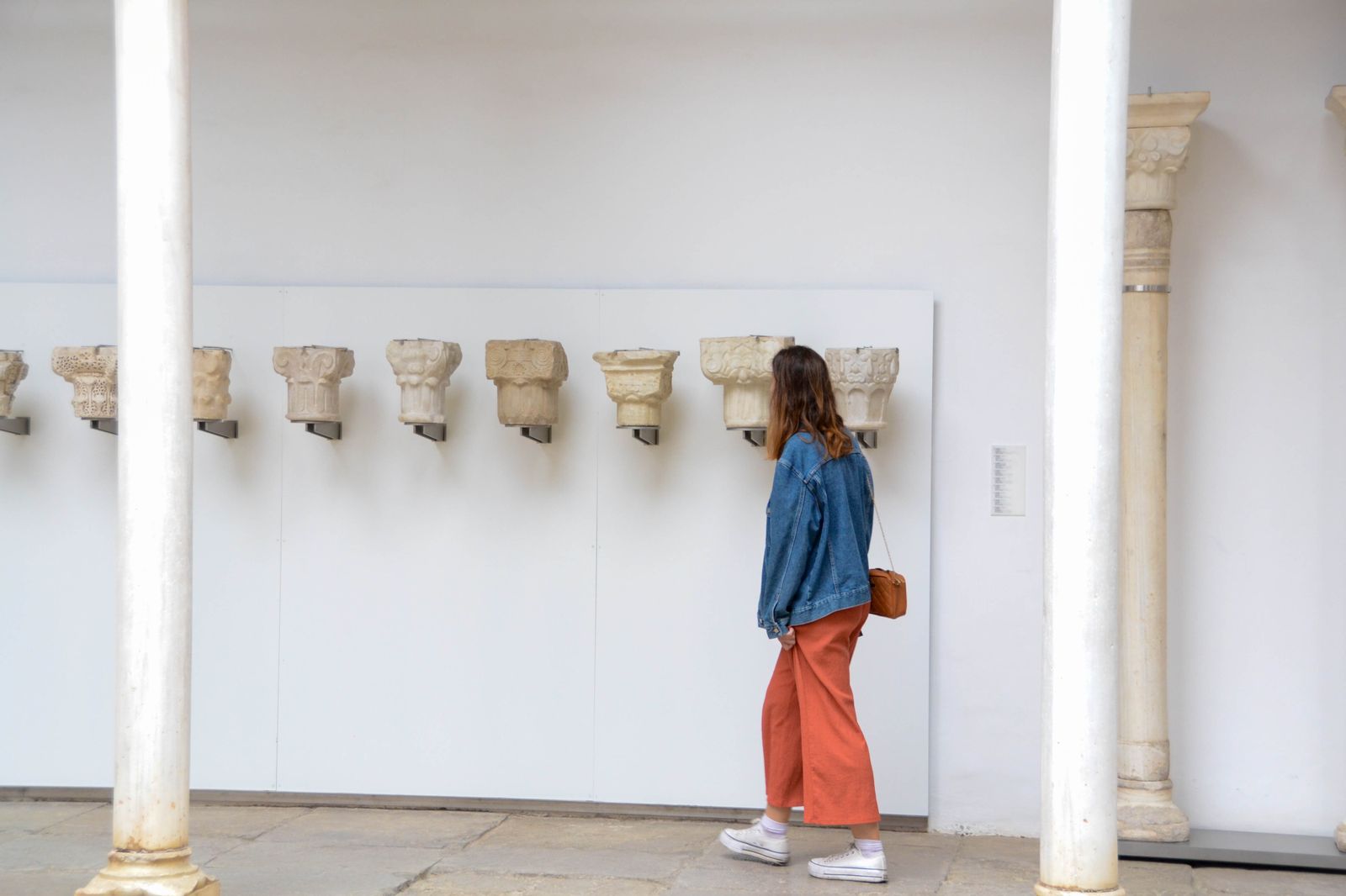 Los granadinos disfrutan de actividades divulgativas y culturales en la ciudad