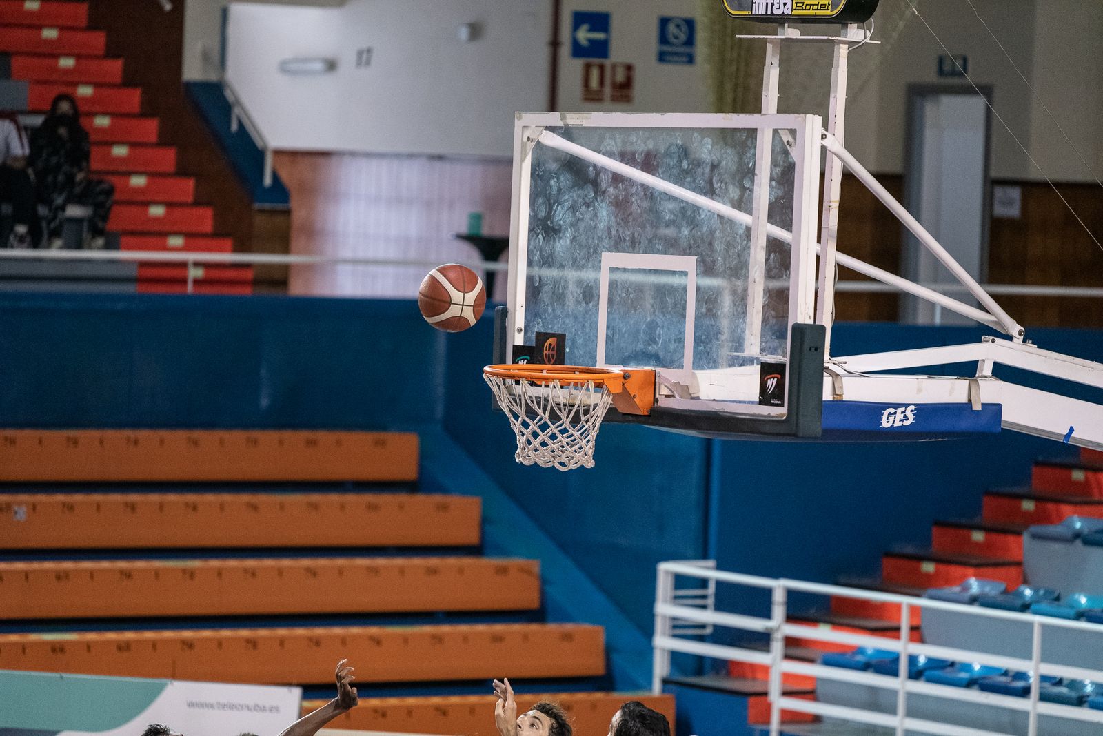 Baloncesto: Imágenes del Huelva Comercio - Extremadura