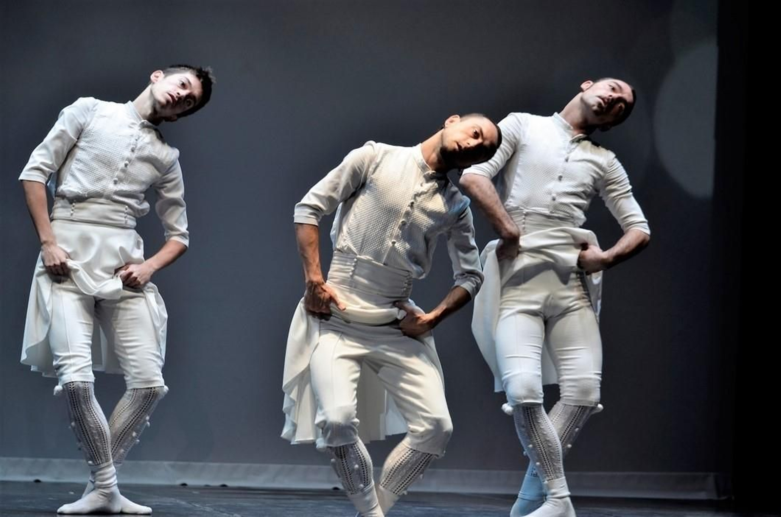 La puesta en escena resultó muy llamativa para el público que asistió al espectáculo.