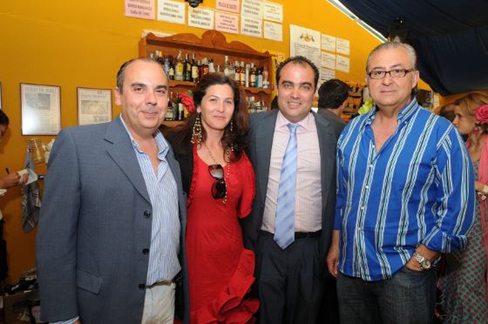 Vicente Corral, Carmen Cárdenas, David Fernández y Francisco Soto, delegado del Grupo Joly.

Foto: Manuel Mateo