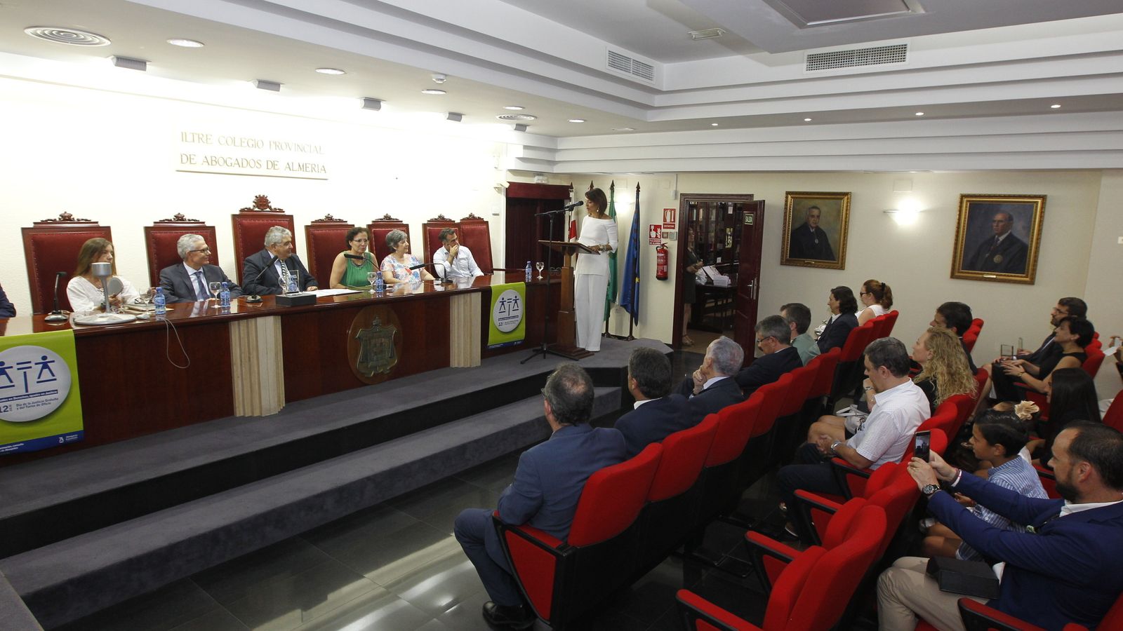 Uno de los actos celebrados en el Colegio de Abogados de Almería.