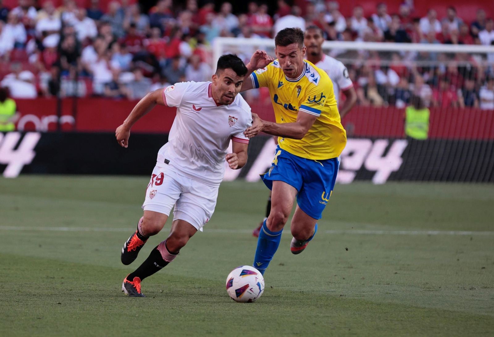 Todas las imágenes del Sevilla-Cádiz