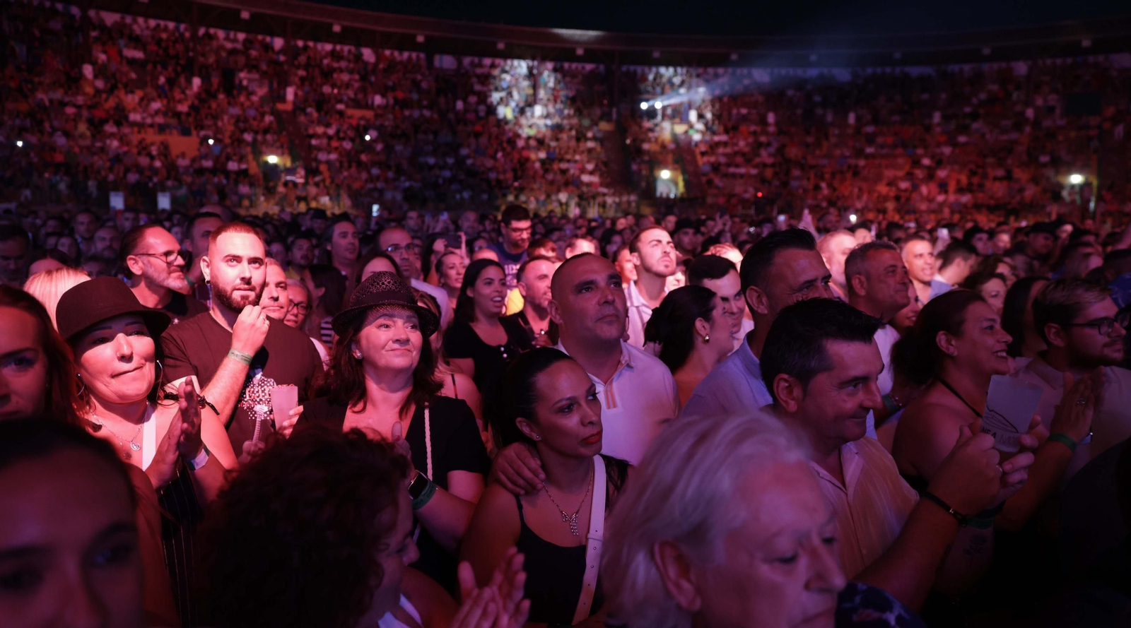 Fotos del concierto de El Barrio en La Línea