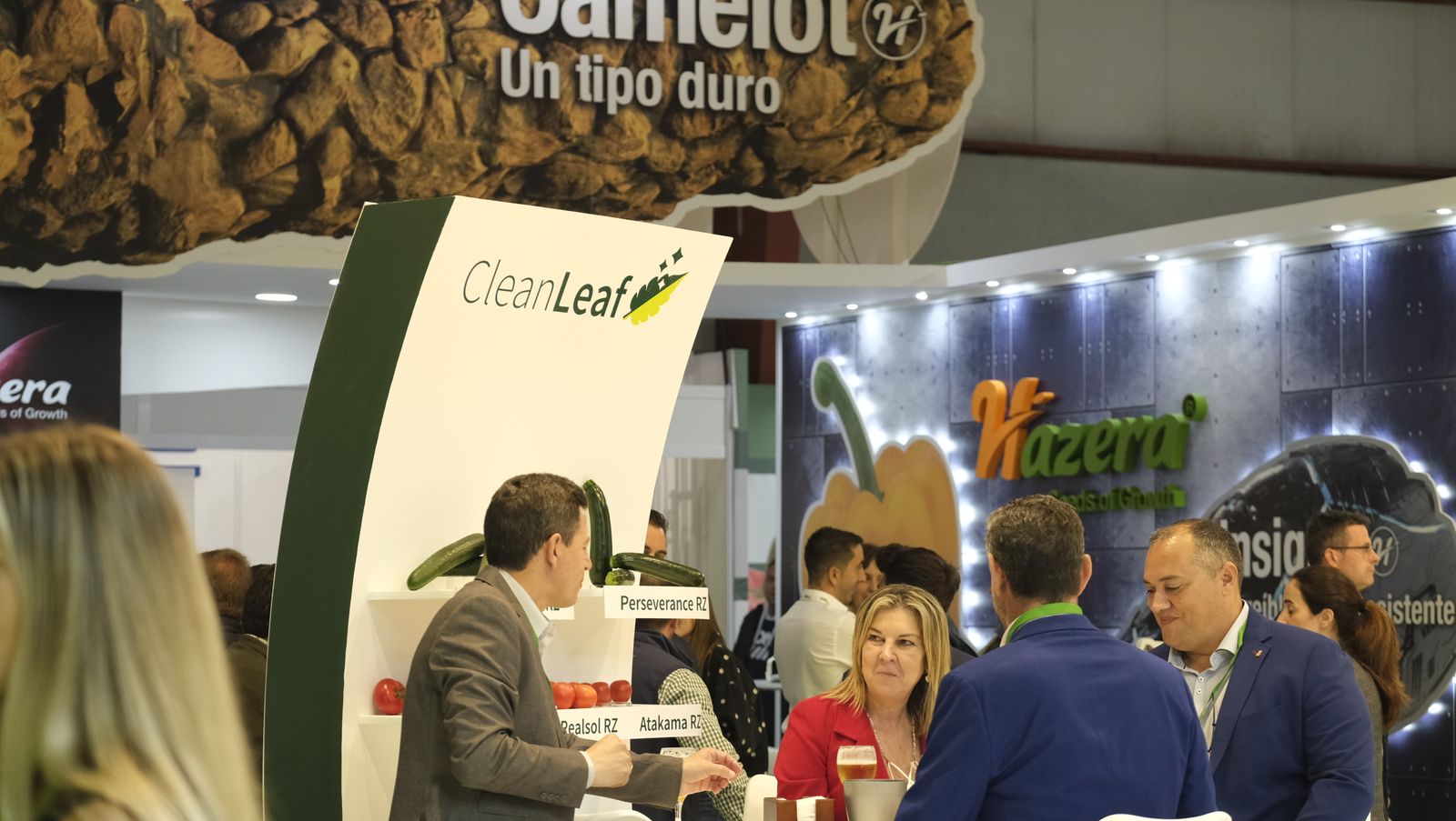 Imágenes del primer día de Expolevante Níjar.