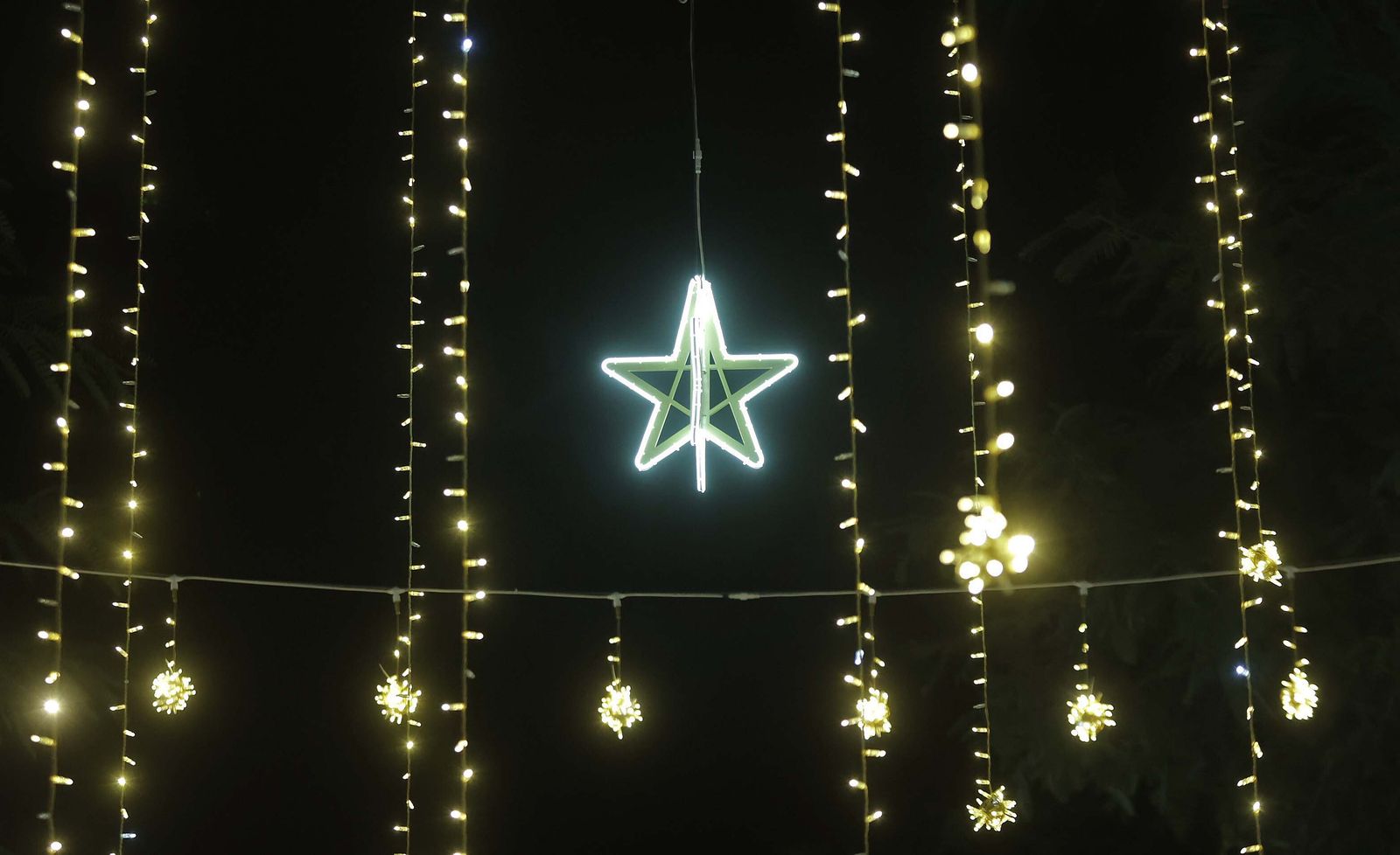 El alumbrado navideño de San Roque, en imágenes