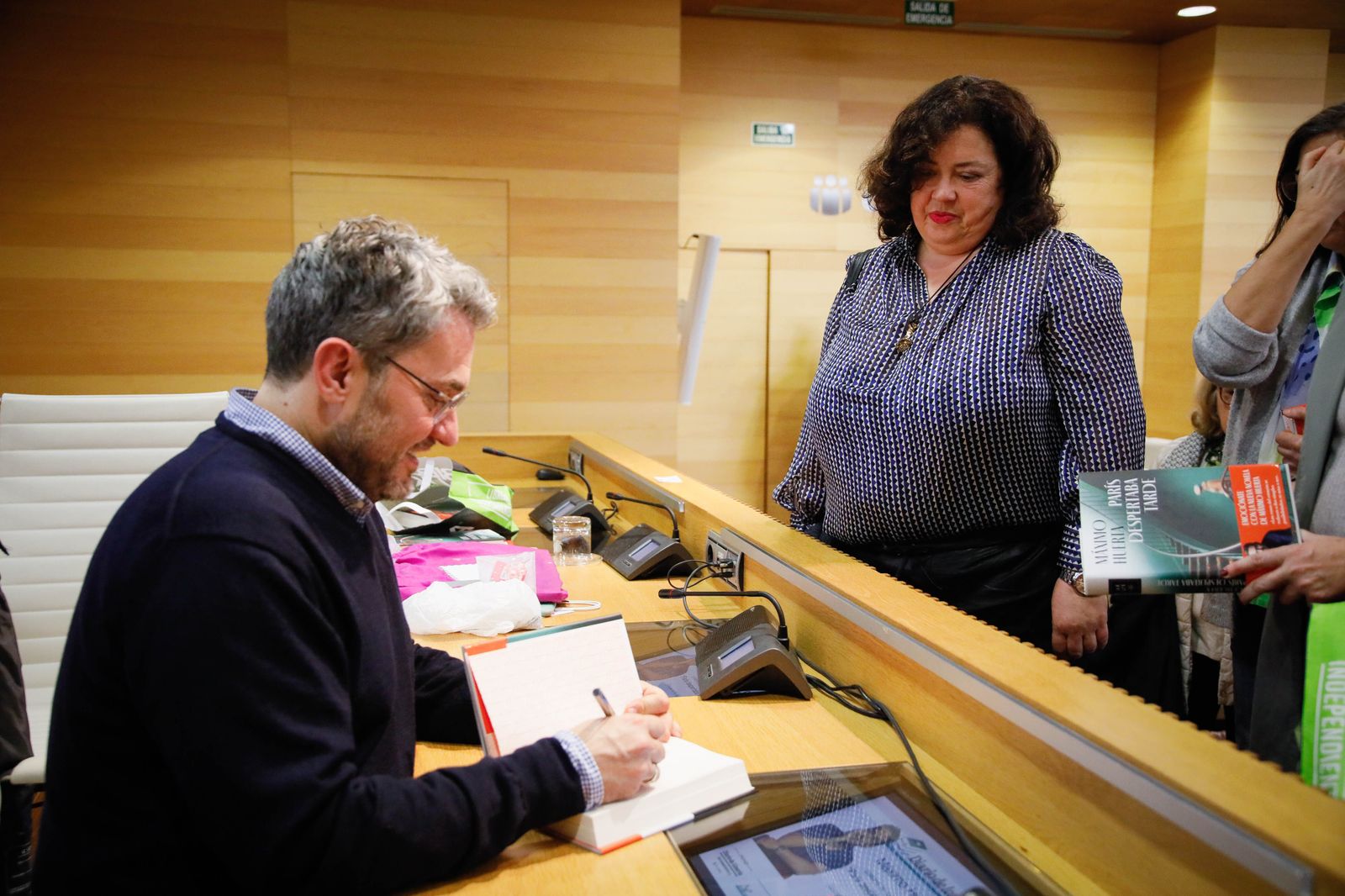 ¿Has estado en la presentación del libro de Máximo Huerta? Entra en la galería y buscate