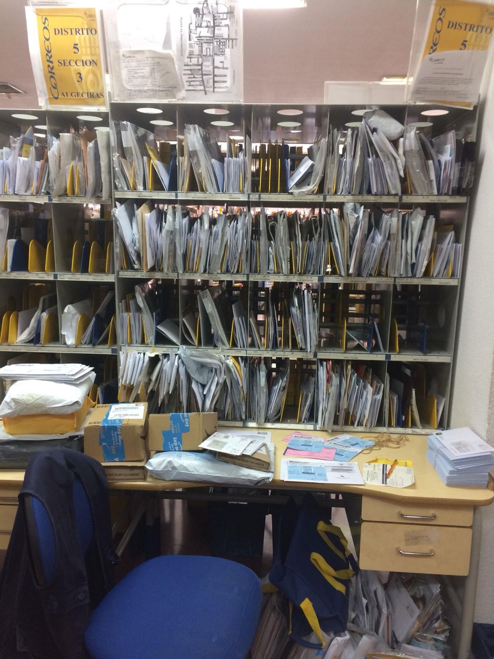 Imagen reciente de la Unidad de Reparto de Correos en Algeciras.