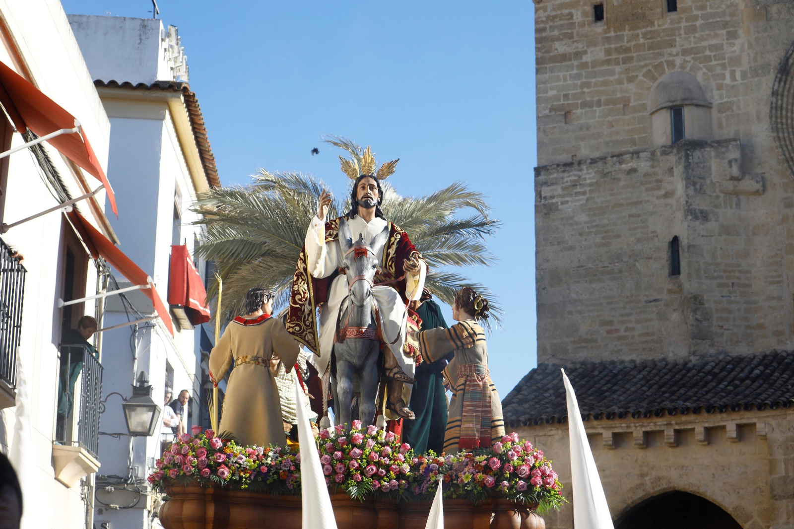 Domingo de Ramos en Córdoba 2023: la procesión de la Borriquita, en imágenes