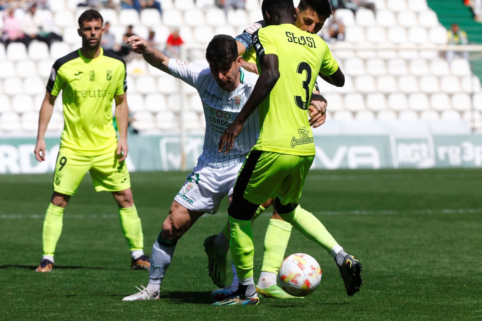 El Córdoba CF - Ceuta, en imágenes