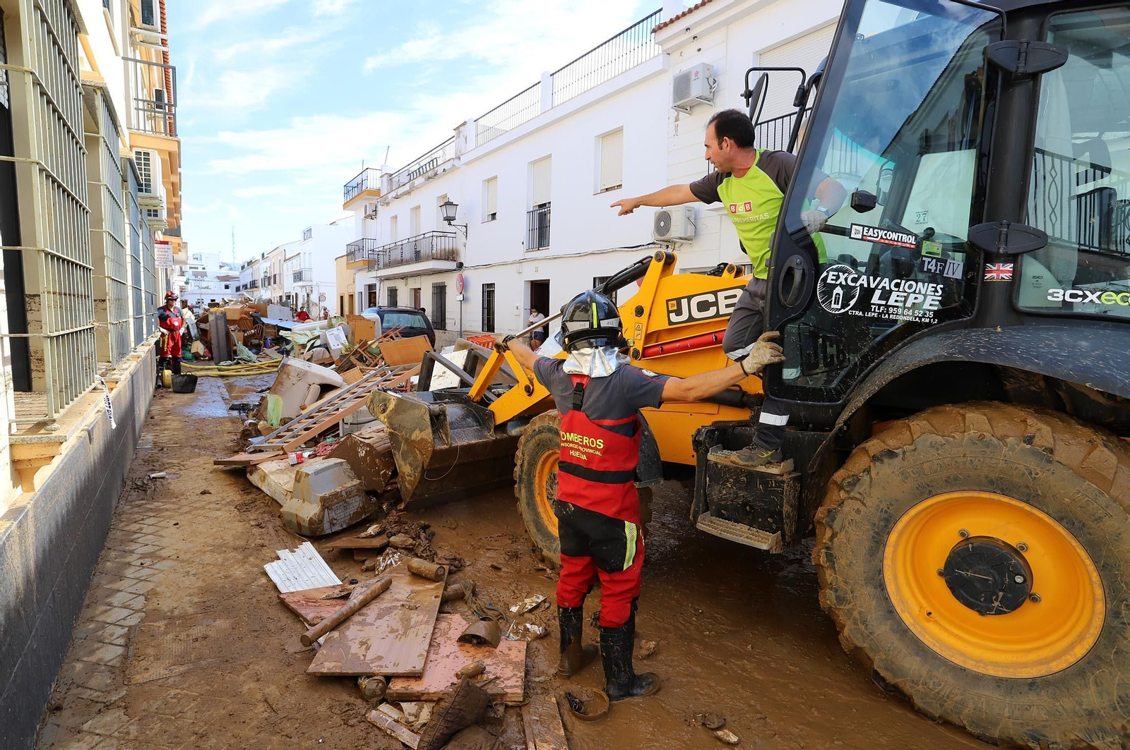Imágenes de los destrozos provocados por el temporal en Lepe