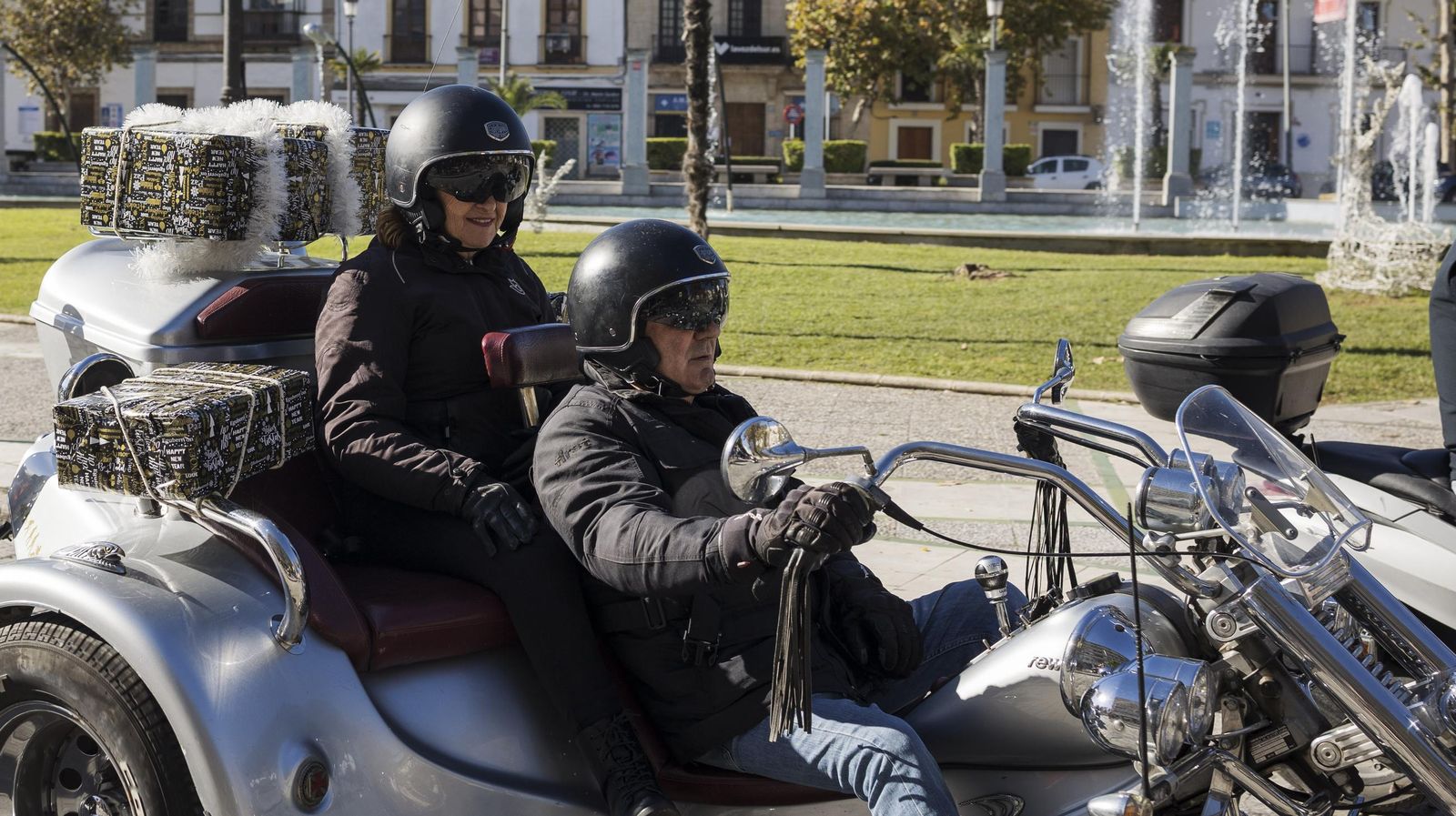 CARAVANA MOTERA NAVIDAD 2024 20.JPG