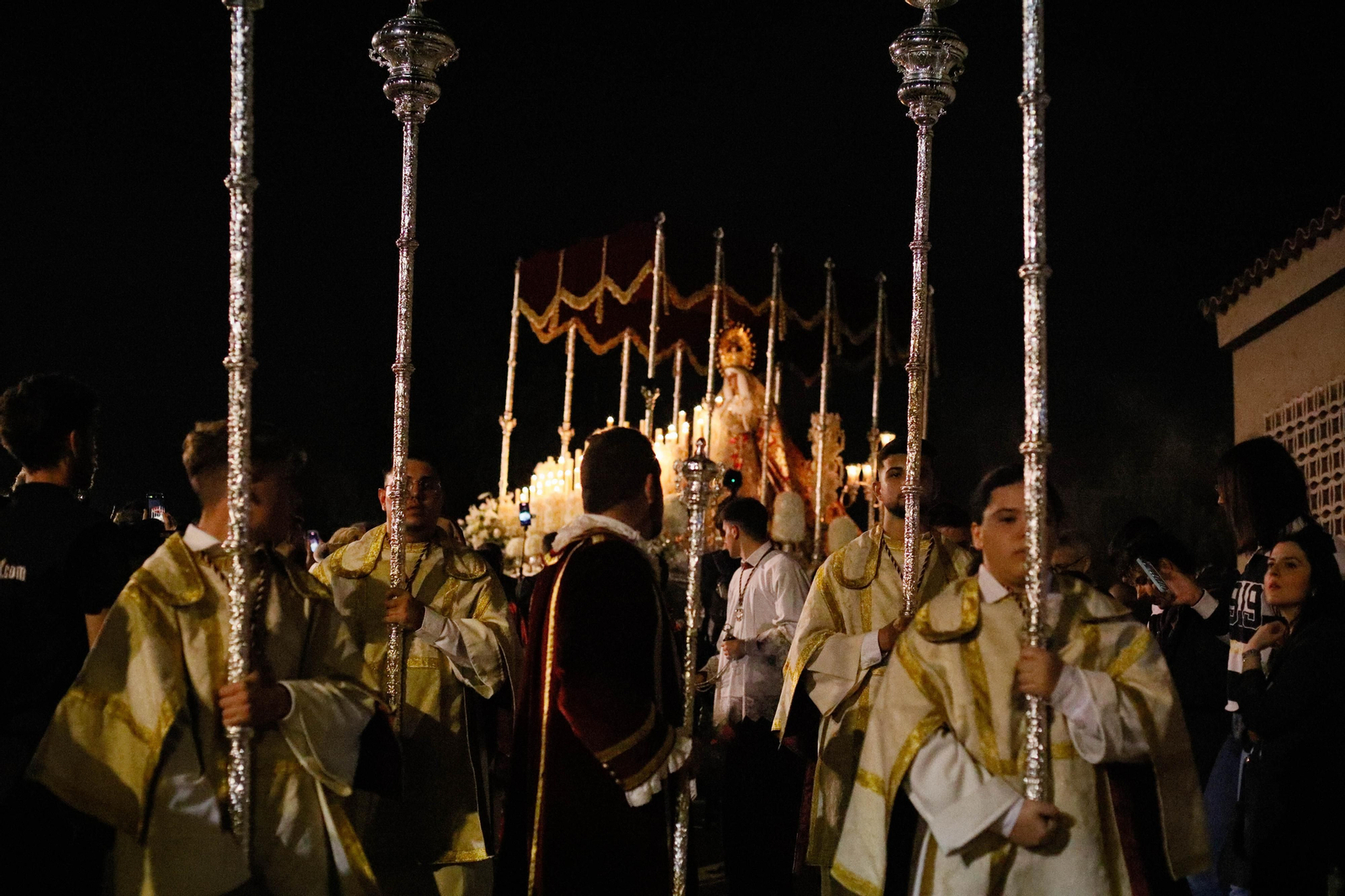Fervor en las calles al paso de la Unión