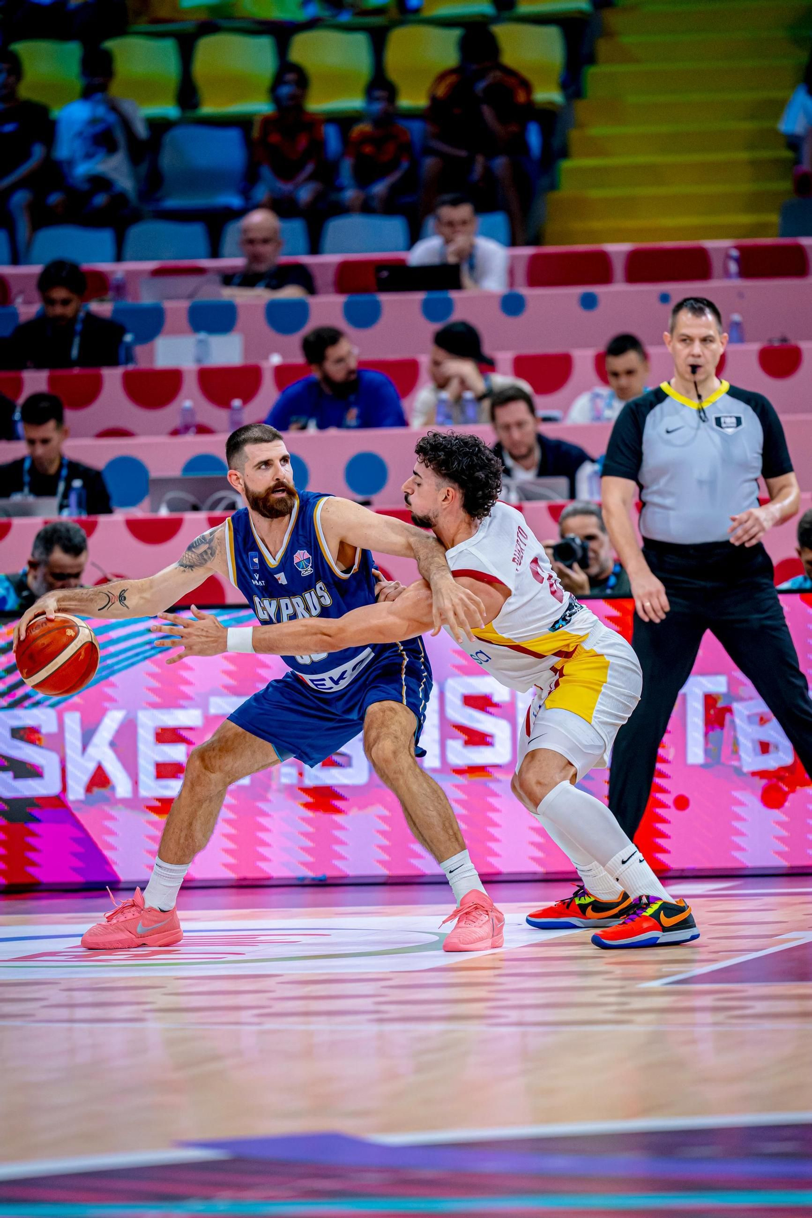 Las fotos del Chipre - España de baloncesto