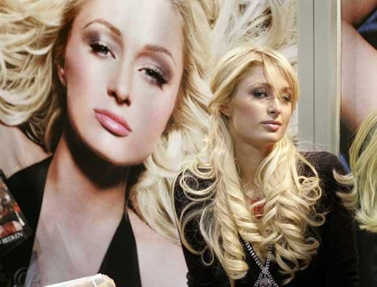 Japón niega la entrada a Paris Hilton tras ser condenada por posesión de drogas Japón niega la entrada a Paris Hilton tras ser condenada por posesión de drogas