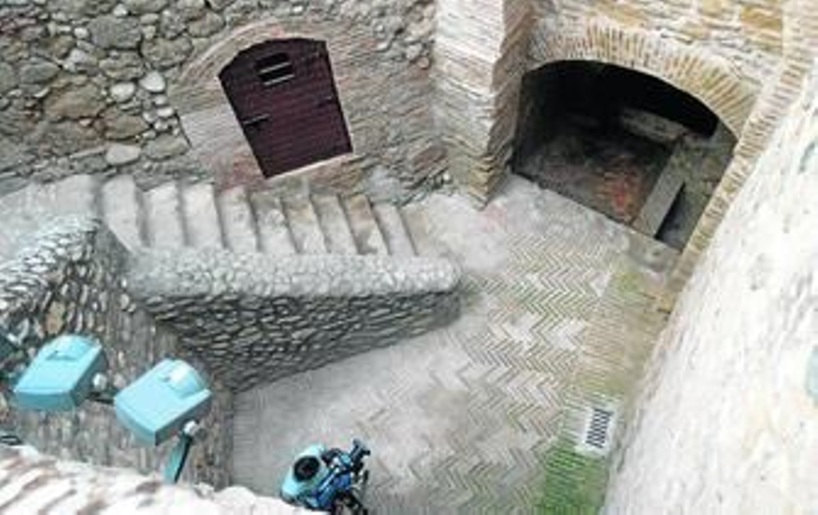 La Fundación Emasagra se trasladó al aljibe en 2008. Antes fue sede de la Fundación Albaicín.