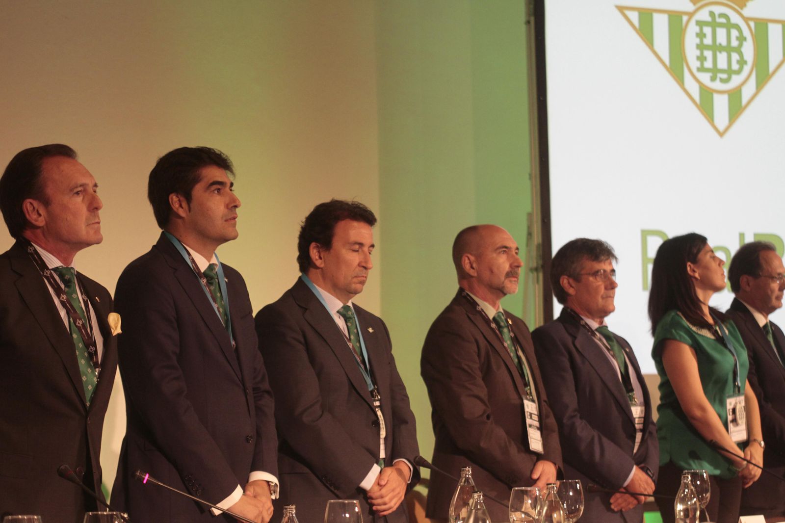 Las Junta General de Accionistas del Betis, en imágenes