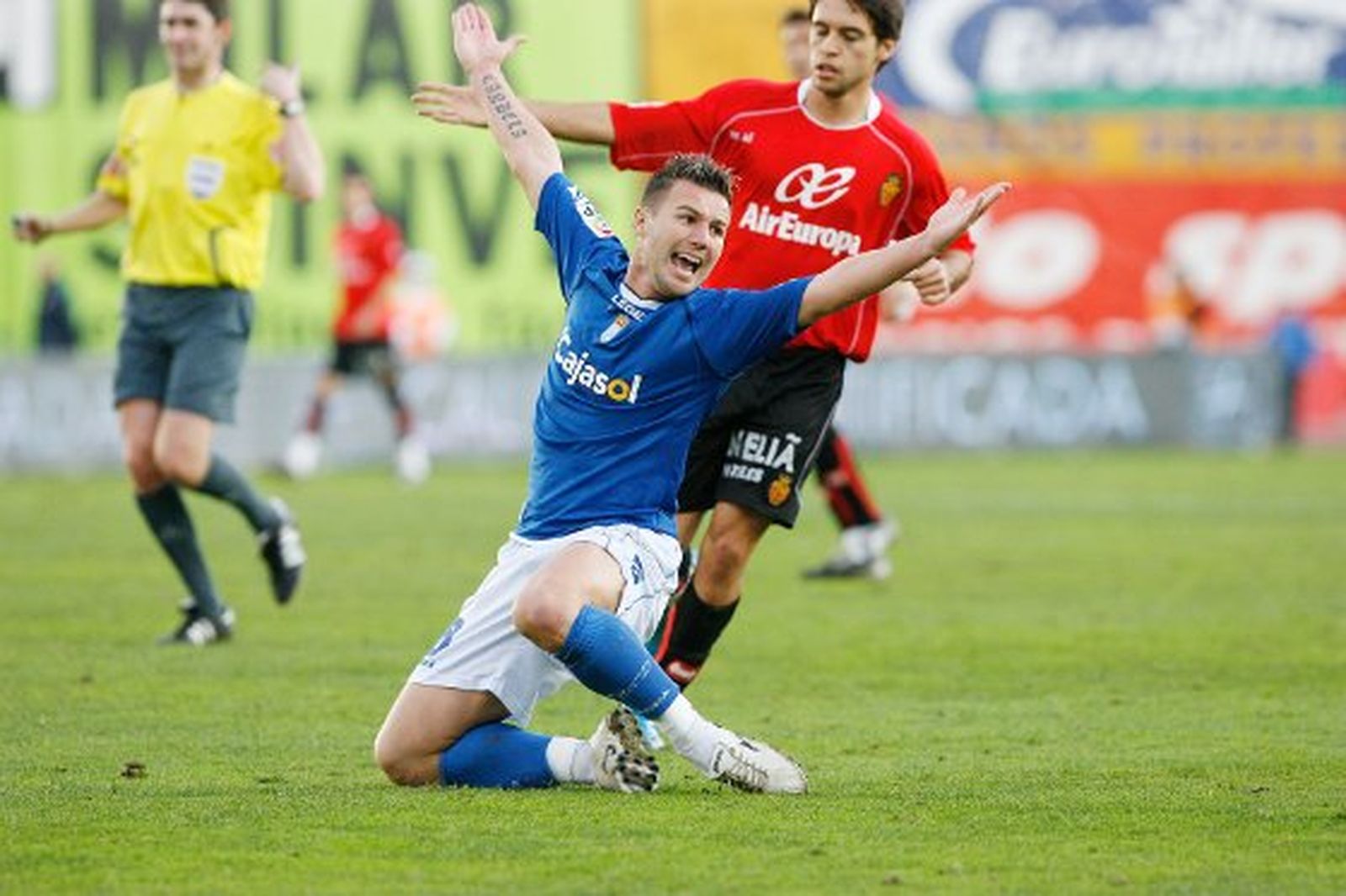 Antoñito se lamenta en una acción en la que reclamaba falta.

Foto: Pascual