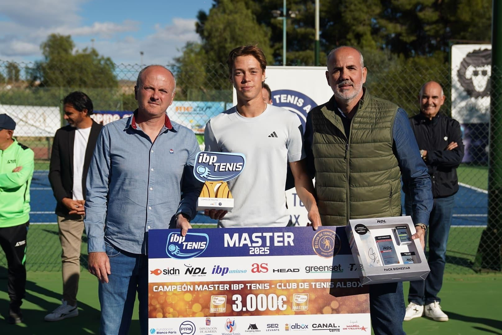 Losciale y Lagutin se coronan en el Master IBP de Tenis de Albox