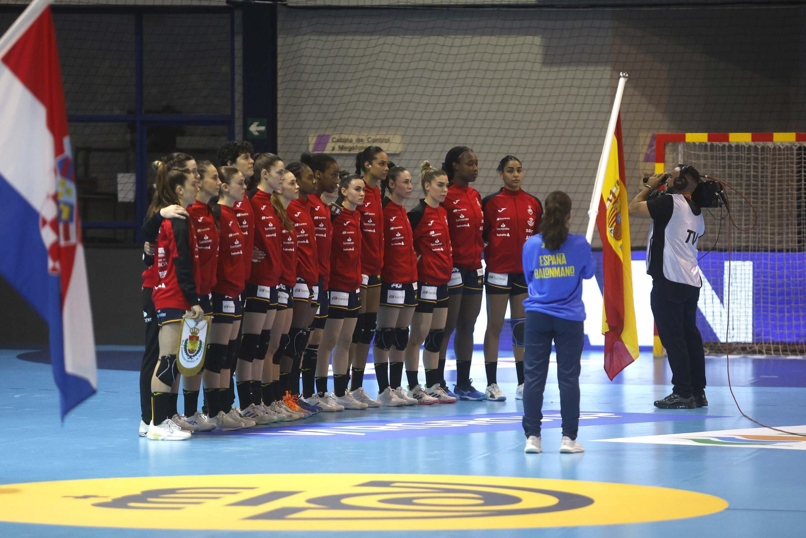 Las fotos del España Croacia de clasificación para el Mundial femenino de balonmano, en Algeciras