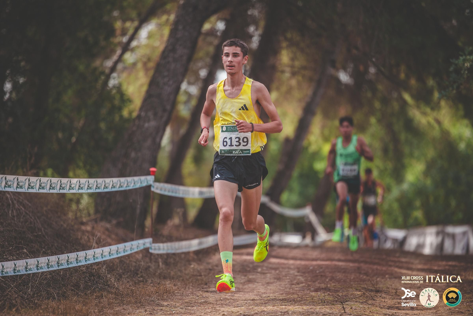 Búscate en las fotos del Cross de Itálica 2025 | 4