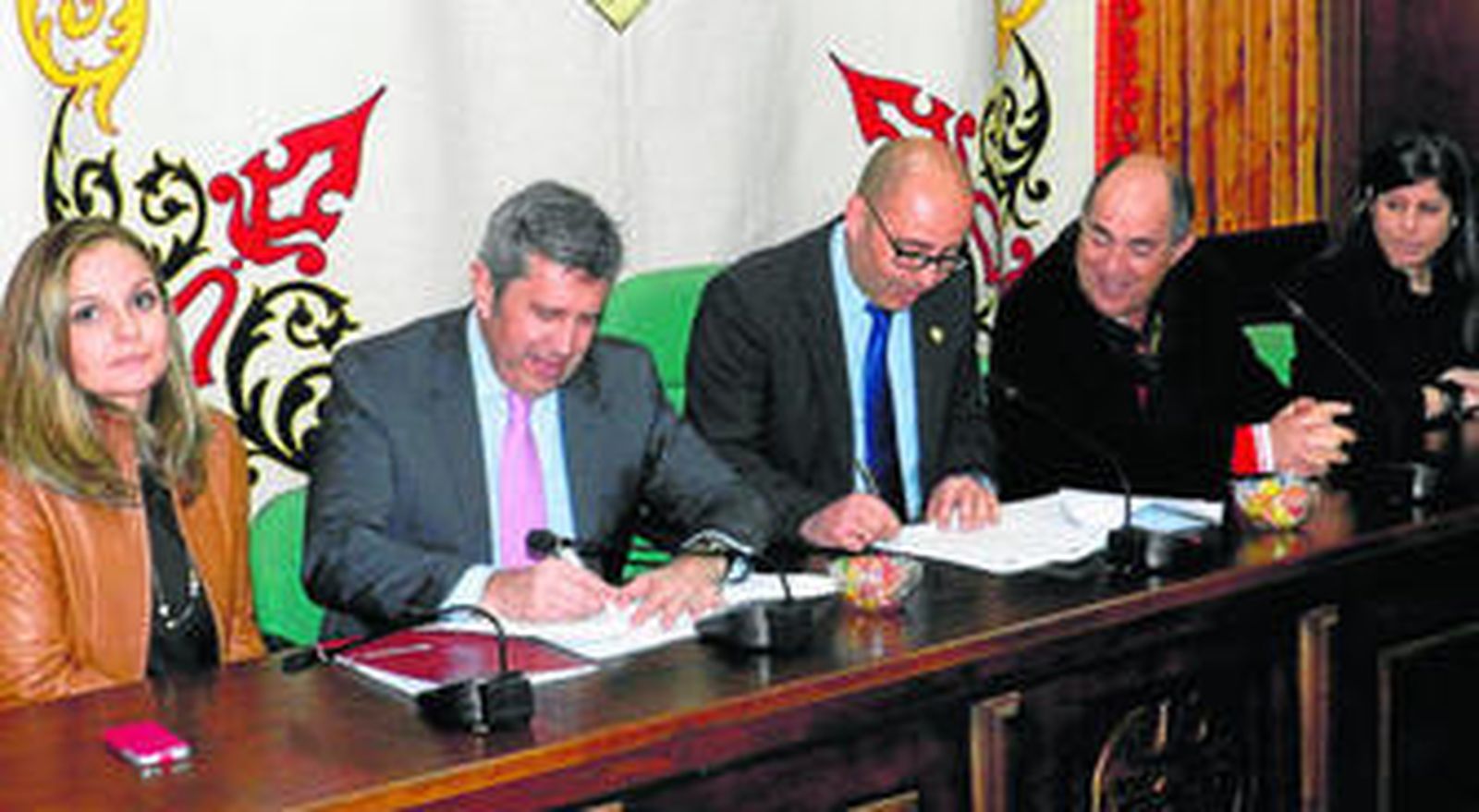 Hace unas semanas se firmaba un convenio de colaboración con la Cámara de Comercio y la Fundación INCYDE para crear el Vivero de Empresas.