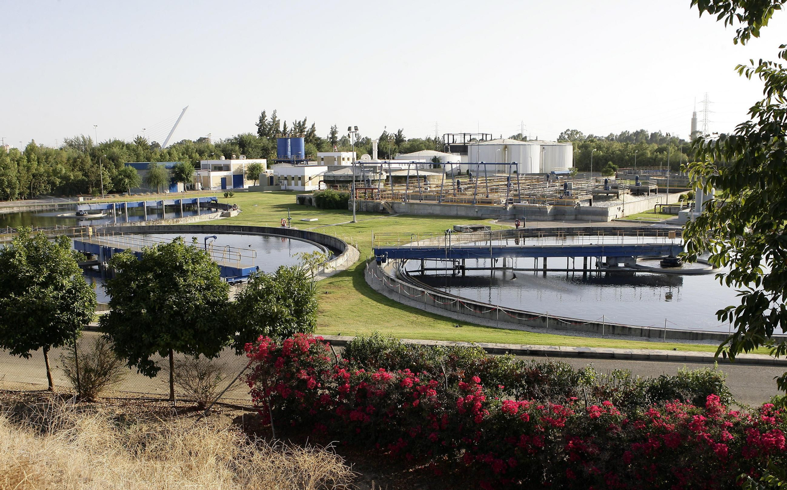 Instalaciones de la depuradora de San Jerónimo que cerrará definitivamente con la reforma del sistema de aguas residuales de Sevilla iniciado.