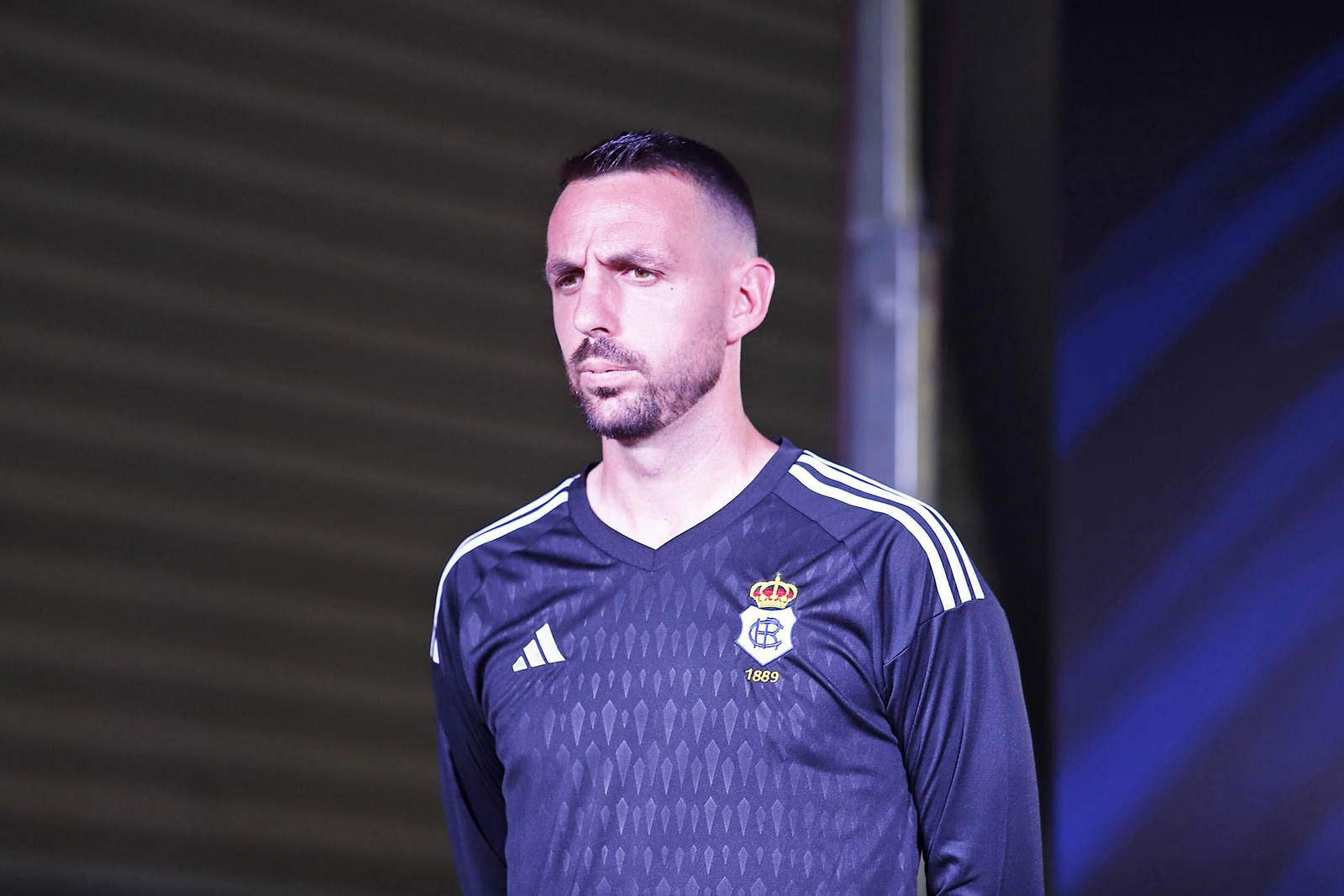 Imágenes de las nuevas equipaciones del Recreativo de Huelva para la temporada 2023/24