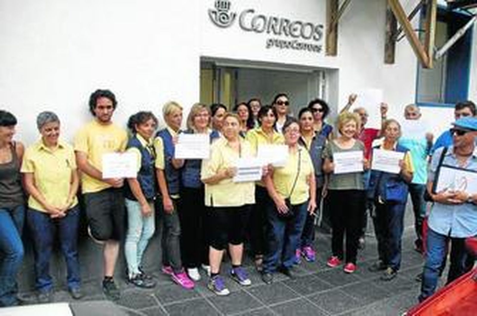 Los trabajadores de Almería vienen concentrándose en los últimos meses por sus condiciones laborales.