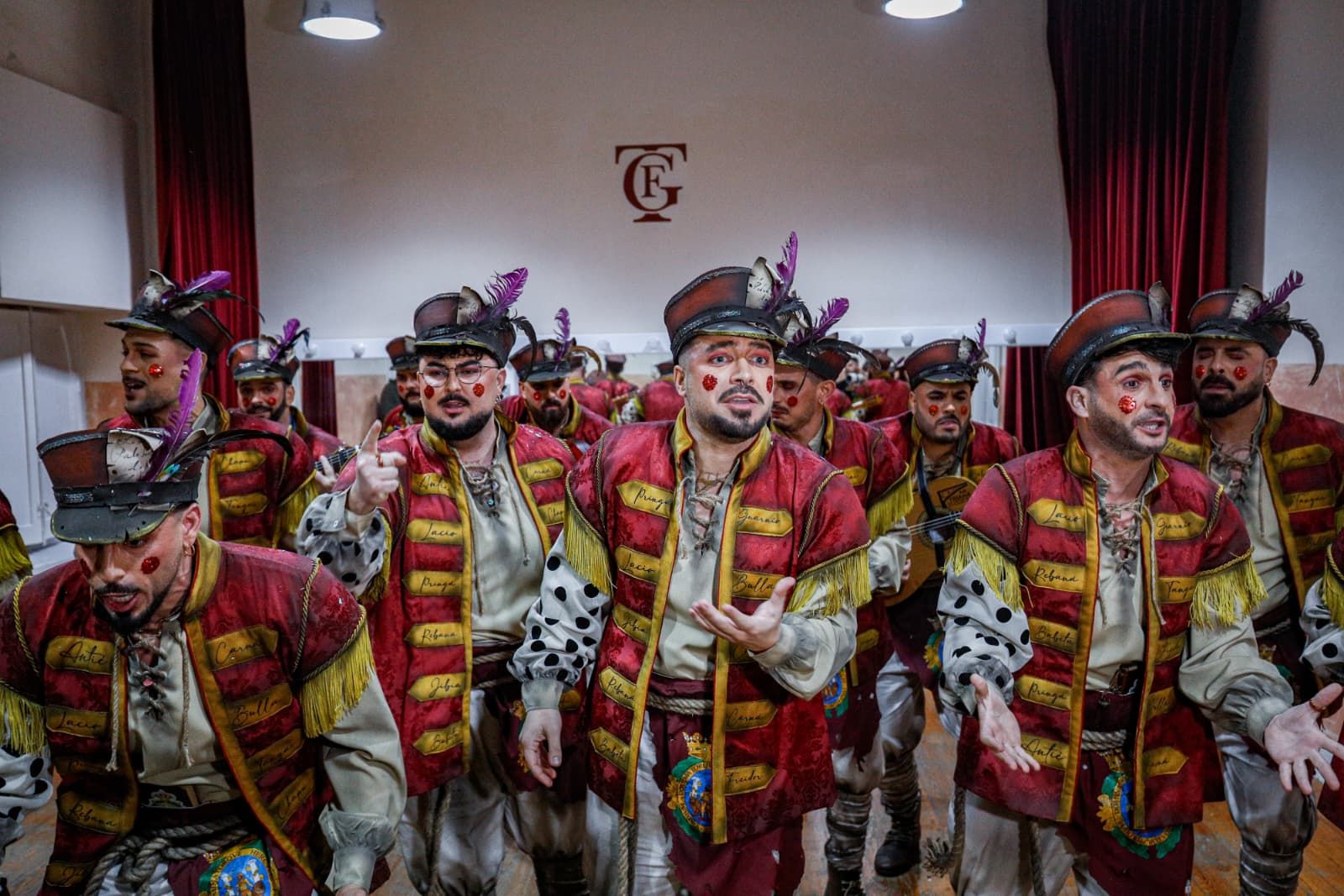 Búscate en las mejores imágenes de la primera sesión de preliminares del COAC 2026