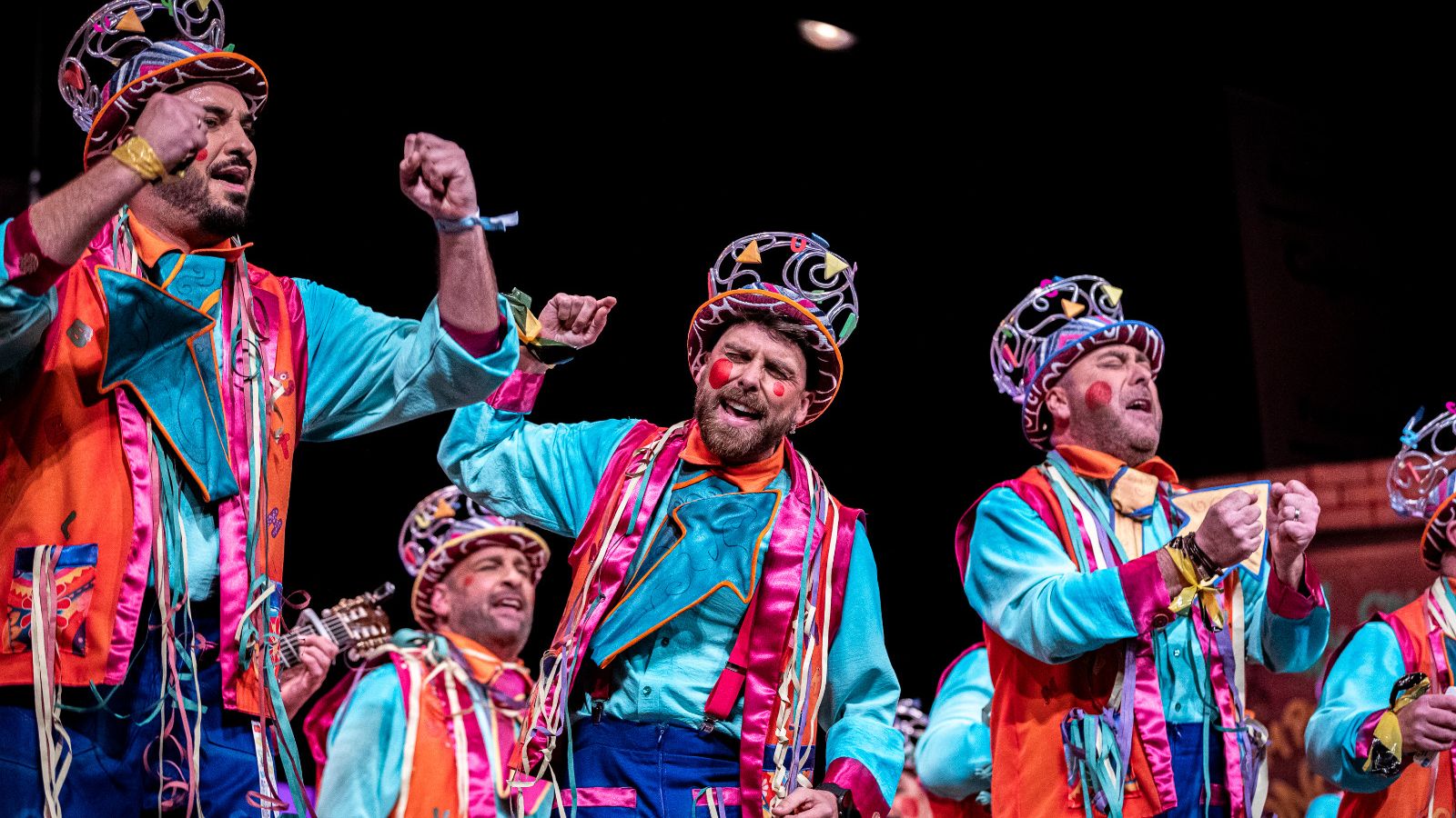 Búscate entre las mejores imágenes de la decimoctava sesión de preliminares del COAC 2025