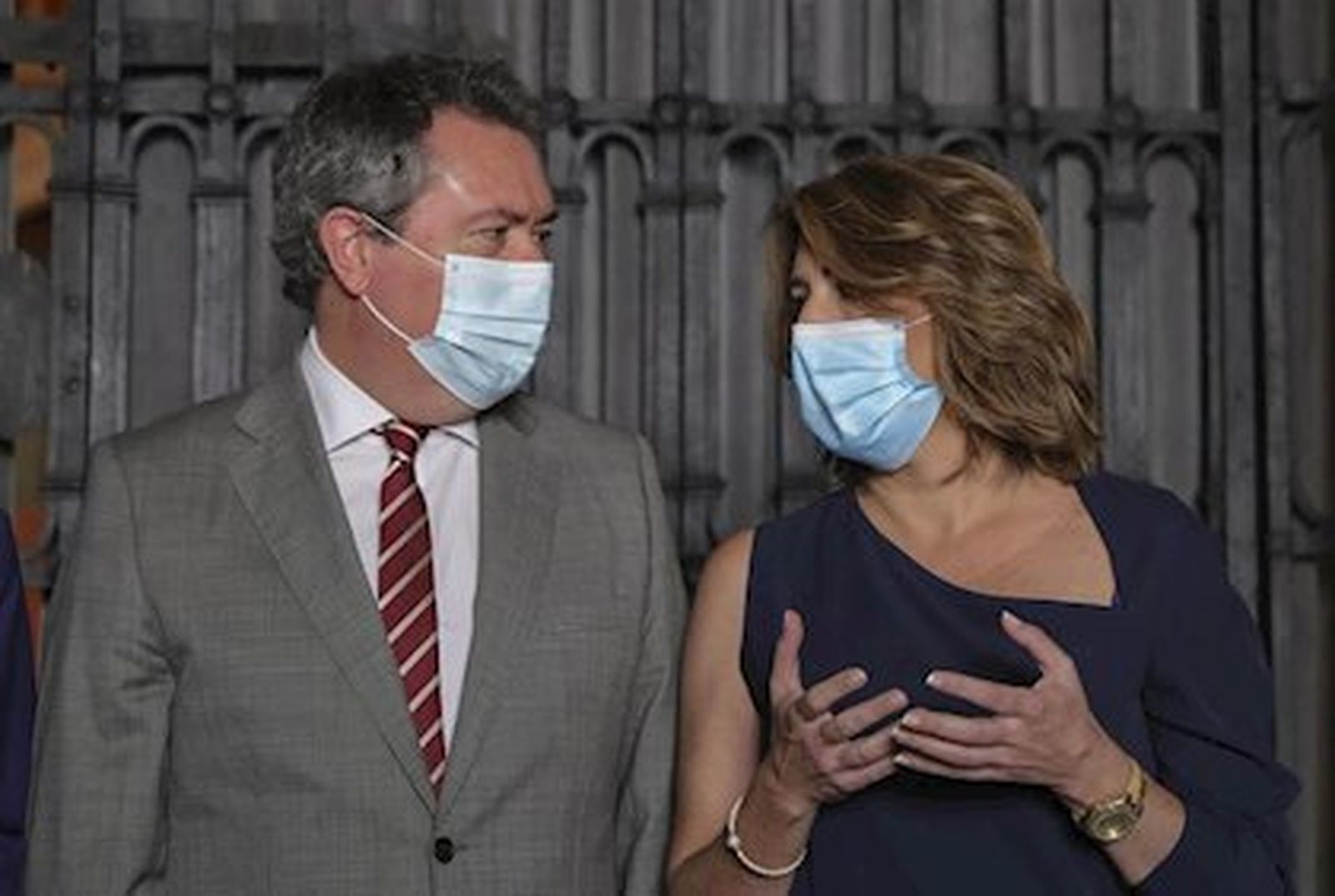 Espadas y Díaz conversan en el desayuno informativo.