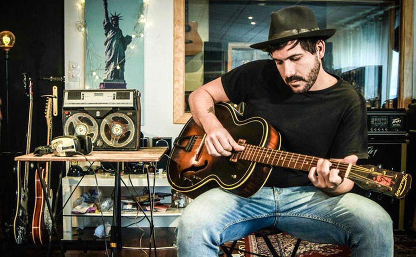 Capitán Cobarde actúa esta noche en el Teatro Apolo.