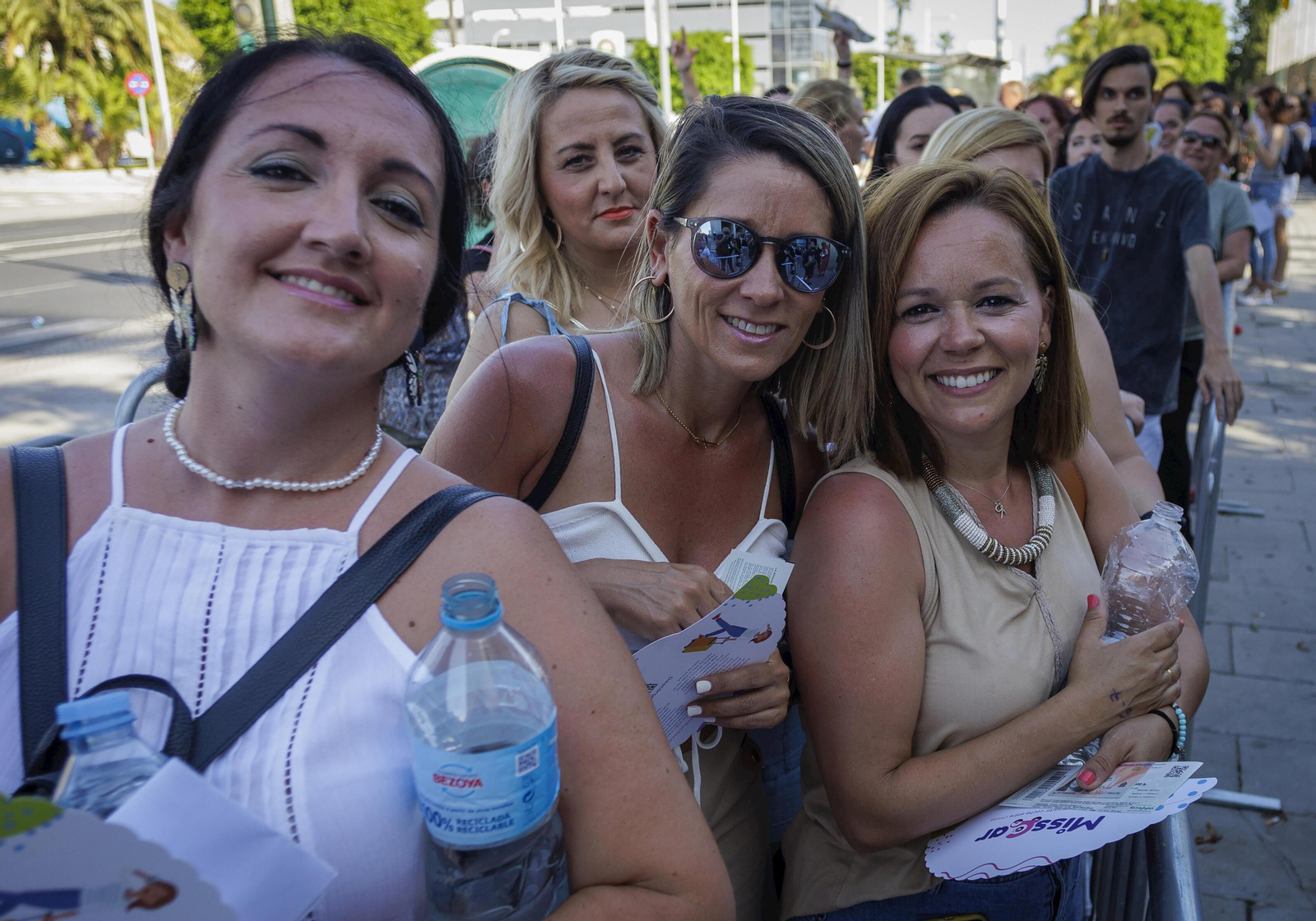 Búscate entre nuestras imágenes del concierto de Alejandro Sanz en Cádiz