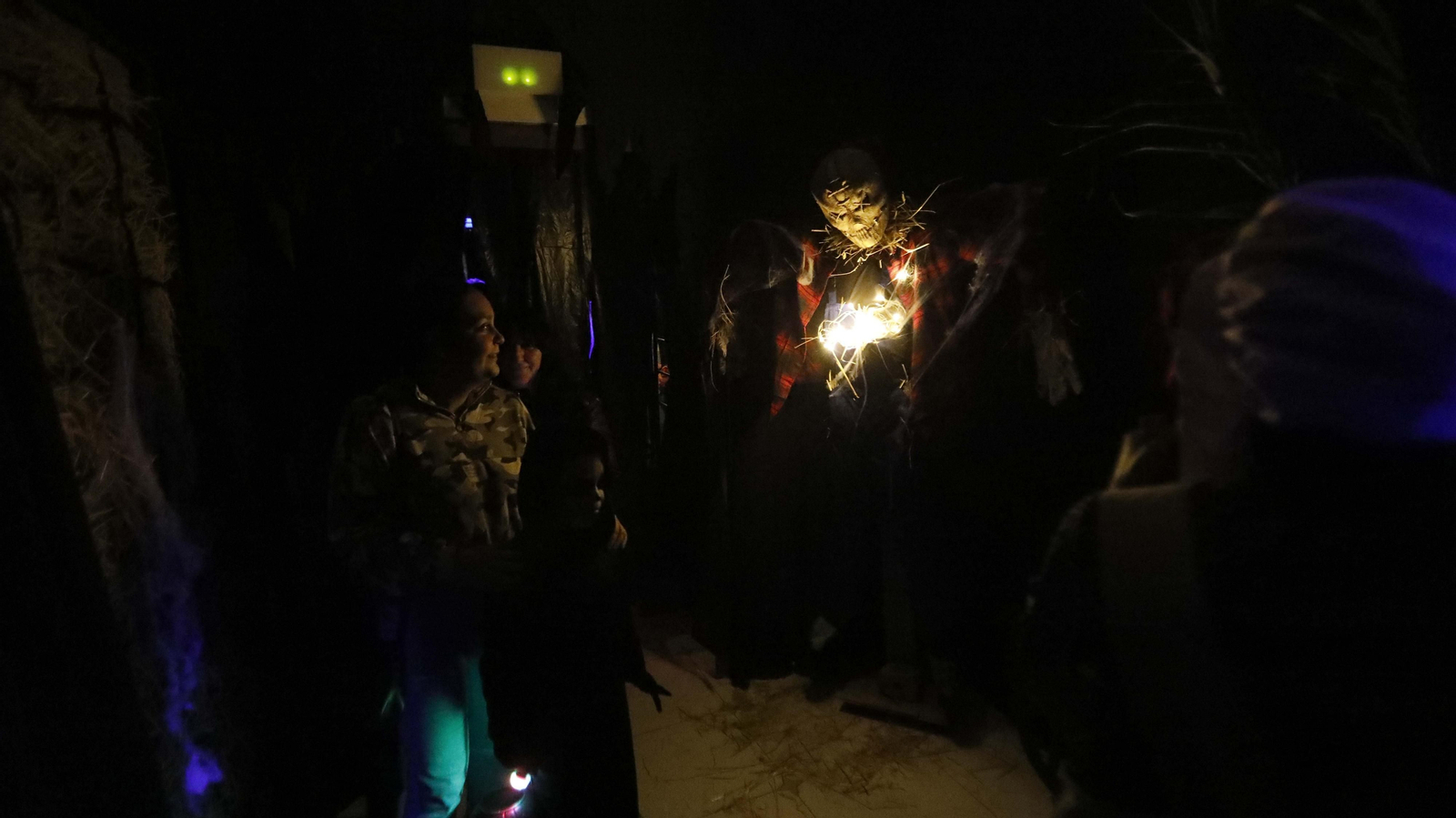 La noche de Halloween en la casa del terror