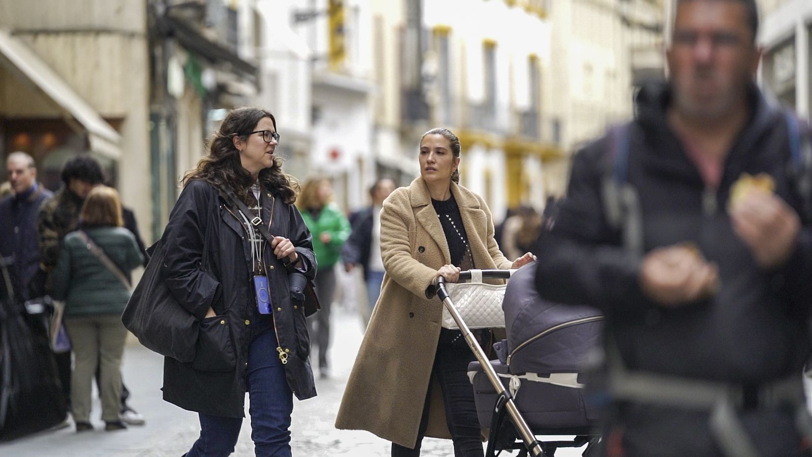 Homenaje a las mujeres y a las madres este 8M en Diario de Sevilla