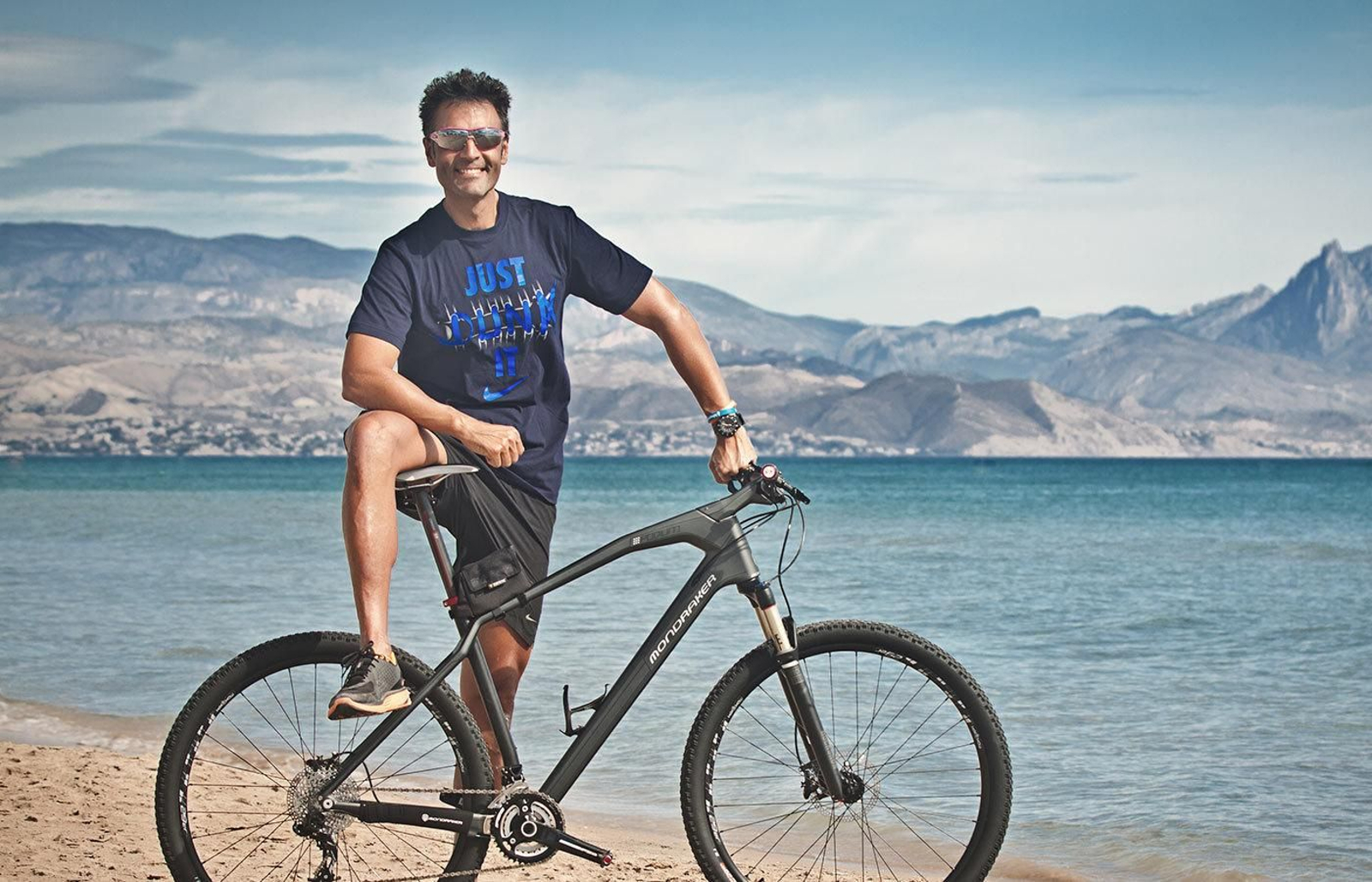 Rafa Lomana, en una foto personal durante una de sus rutas ciclistas.