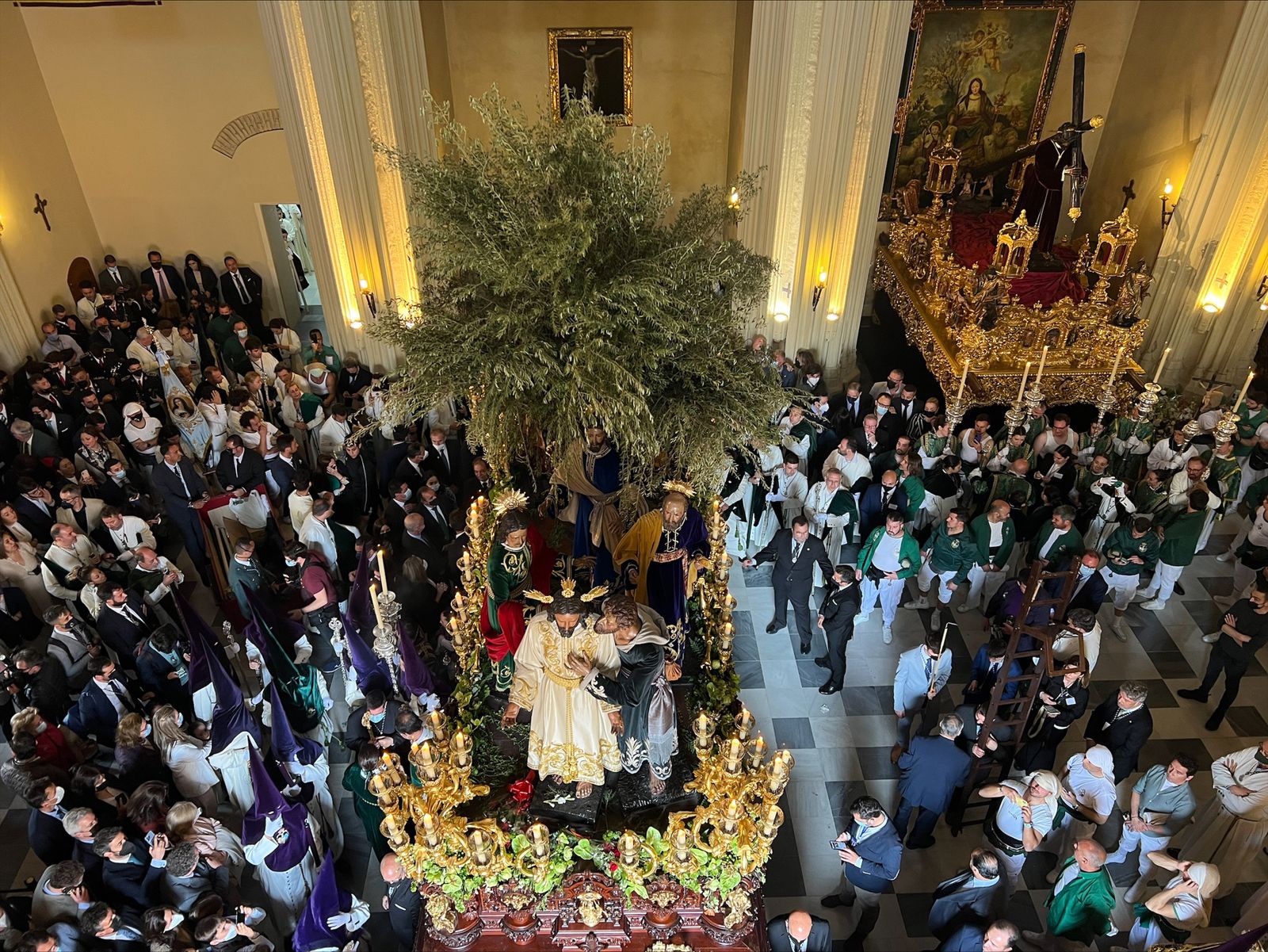 Fotos de La Hermandad de San Pablo  un Lunes Santo en la Semana Santa de Sevilla