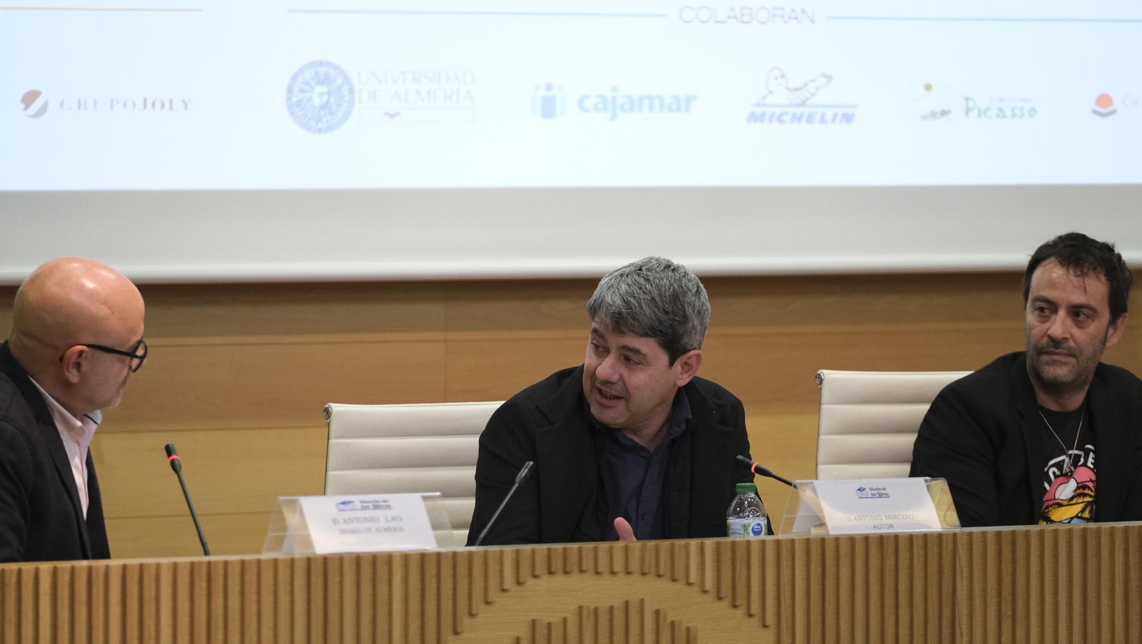 Imágenes de Diario de los Libros con Carmen Mola