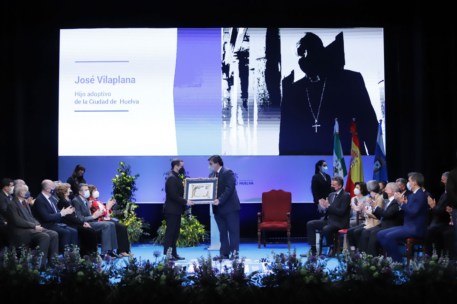 Imágenes de la entrega de Hijo Predilecto y de Hijos Adoptivos de Huelva