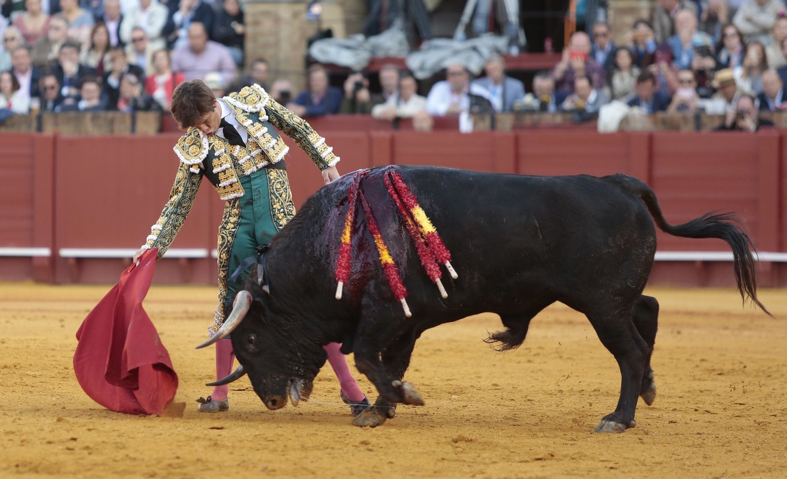 La octava de abono de la Real Maestranza de Sevilla
