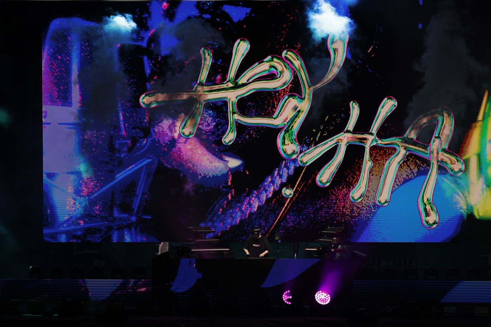 Las imágenes del concierto de Bizarrap en el Icónica Fest