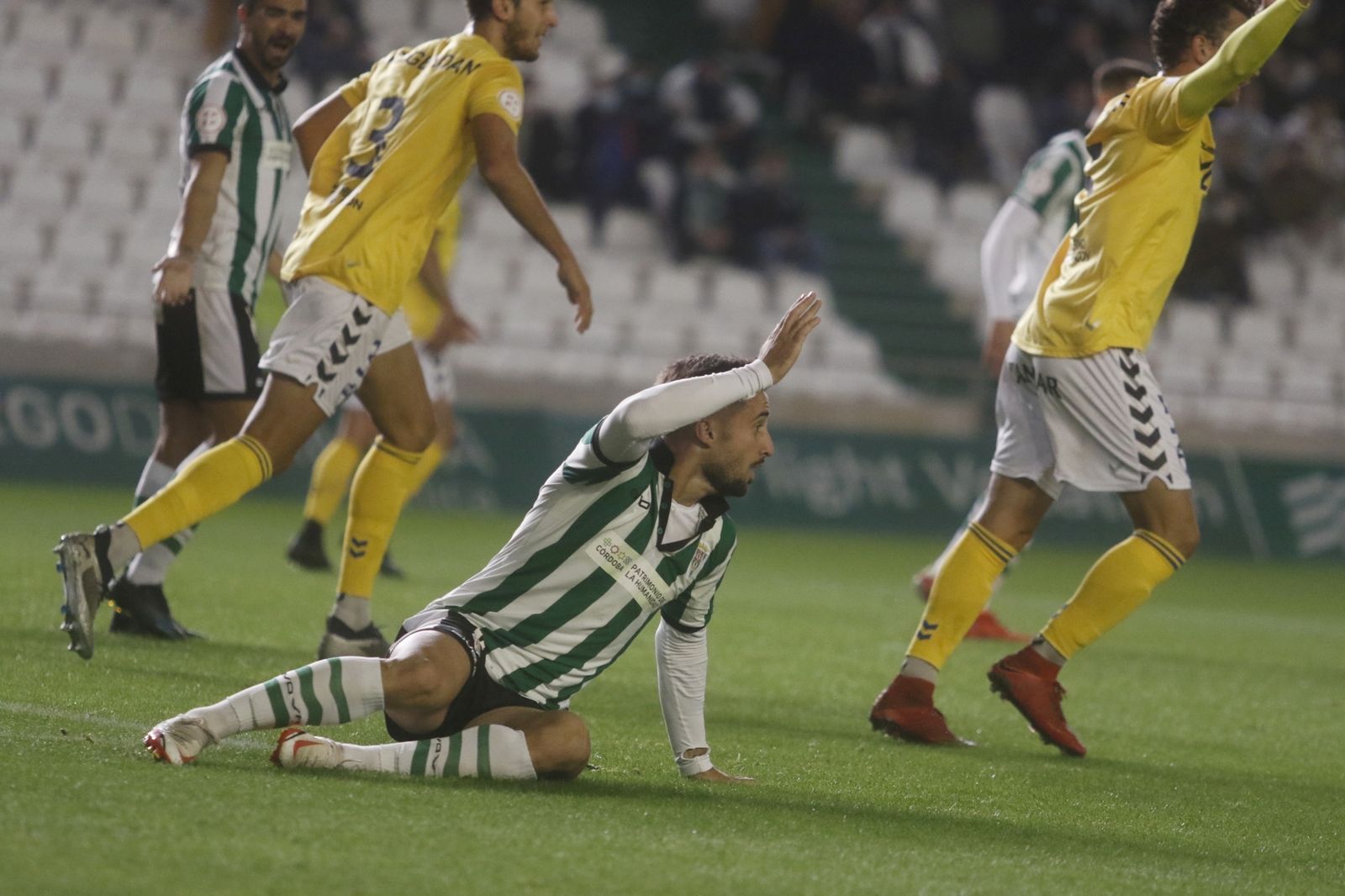 La victoria del Córdoba CF ante el Ebro, en imágenes