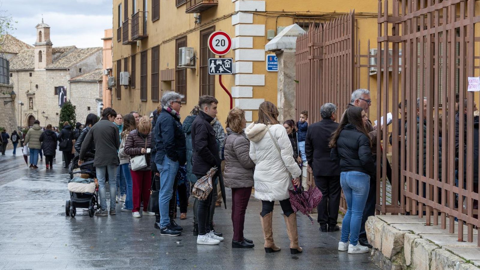Segundo día del besapié de Nuestro Padre Jesús Nazareno