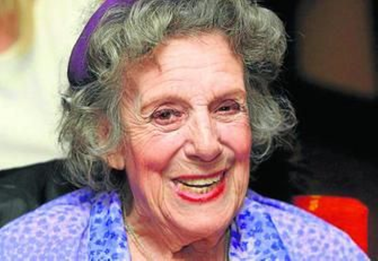 María Isbert, sonriente como era habitual en ella, en una imagen tomada en 2004.